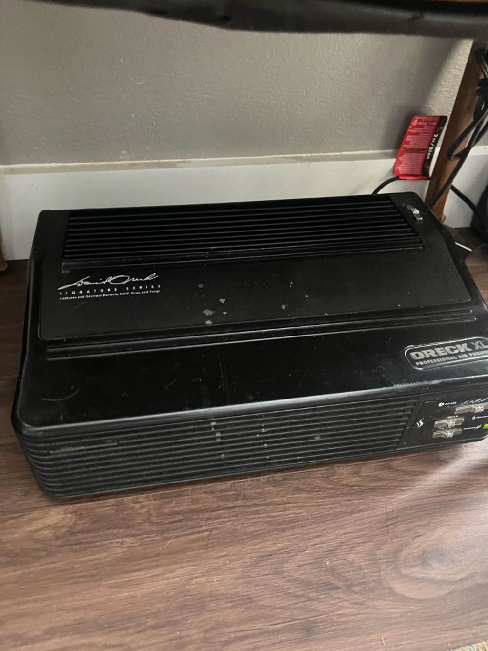 Oreck XL Black Air Purifier signature series
